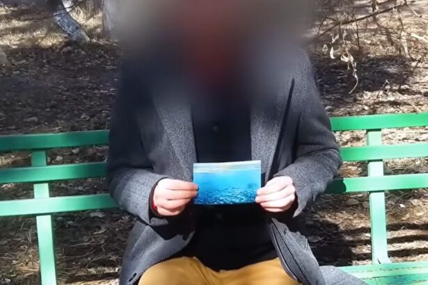 Un calator in timp care ar avea o fotografie din anul 5000 sustine ca viitorul omenirii este intunecat Povestea este coplesitoare
