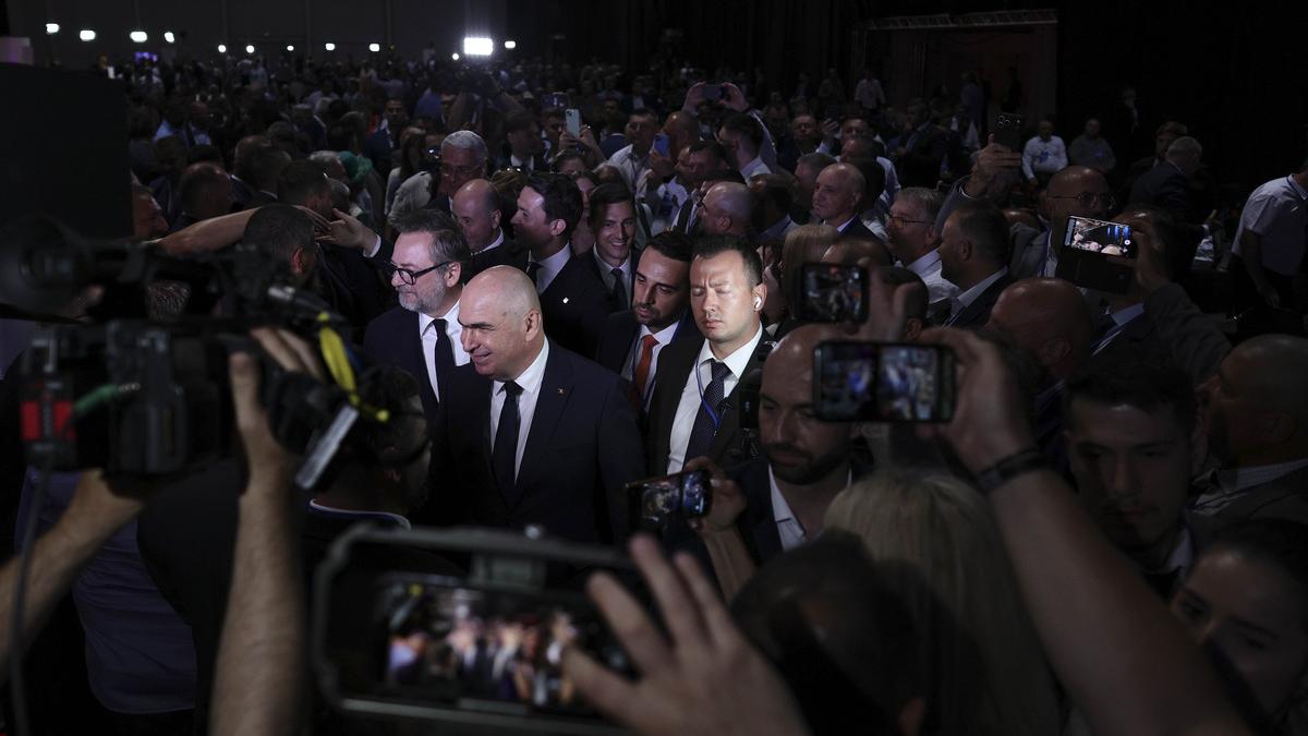 Bolojan a convocat o reuniune de urgenta la PNL dupa ce Tribunalul a suspendat noua conducere aleasa