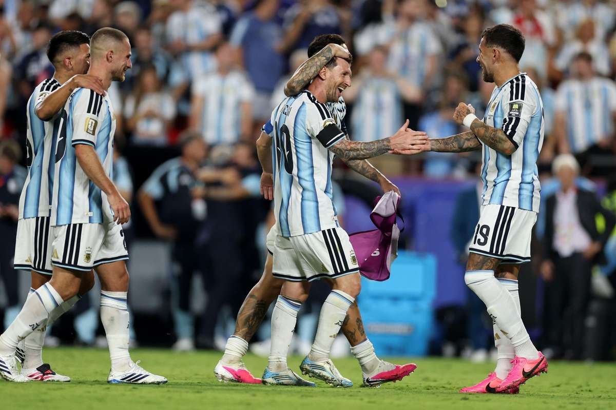 Ca in 1986 FIFA a permis Argentinei sa joace in uniforma albastra impotriva Angliei