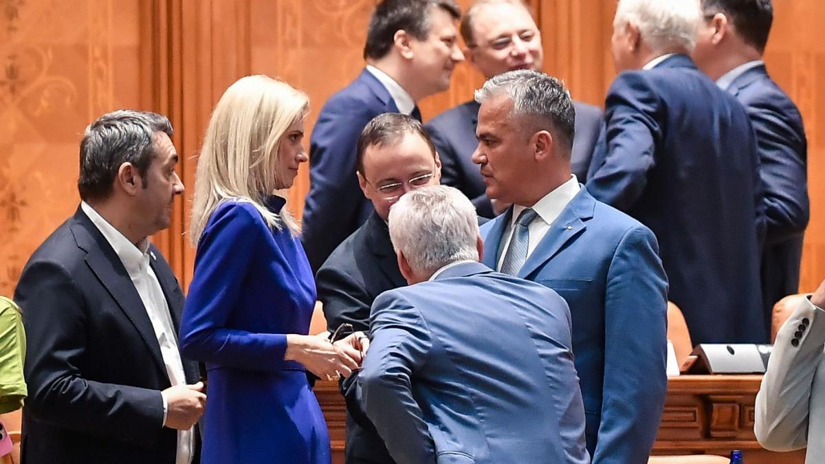 Contestatarii lui Bolojan din PNL lanseaza Manifestul Platformei Conservatoare Nu suntem o factiune