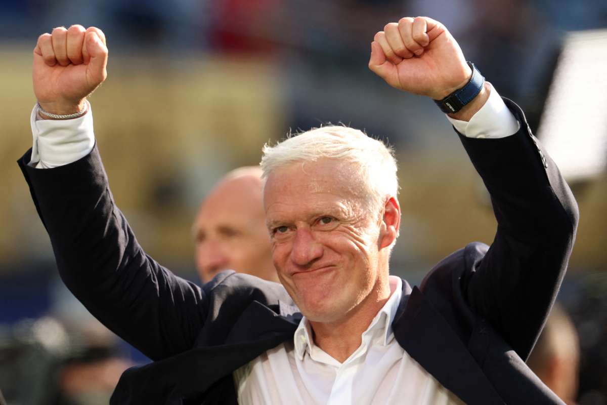 Didier Deschamps il felicitape Kylian Mbappe pentru al optulea sau gol marcat la Cupa Mondiala