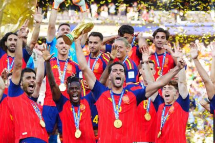 Epoca de aur a Spaniei Ibericii au obtinut o performanta fara precedent in fotbalul mondial