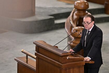 Fostul premier Florin Citu atrage atentia Strangeti bani va trebui sa platiti miliardele