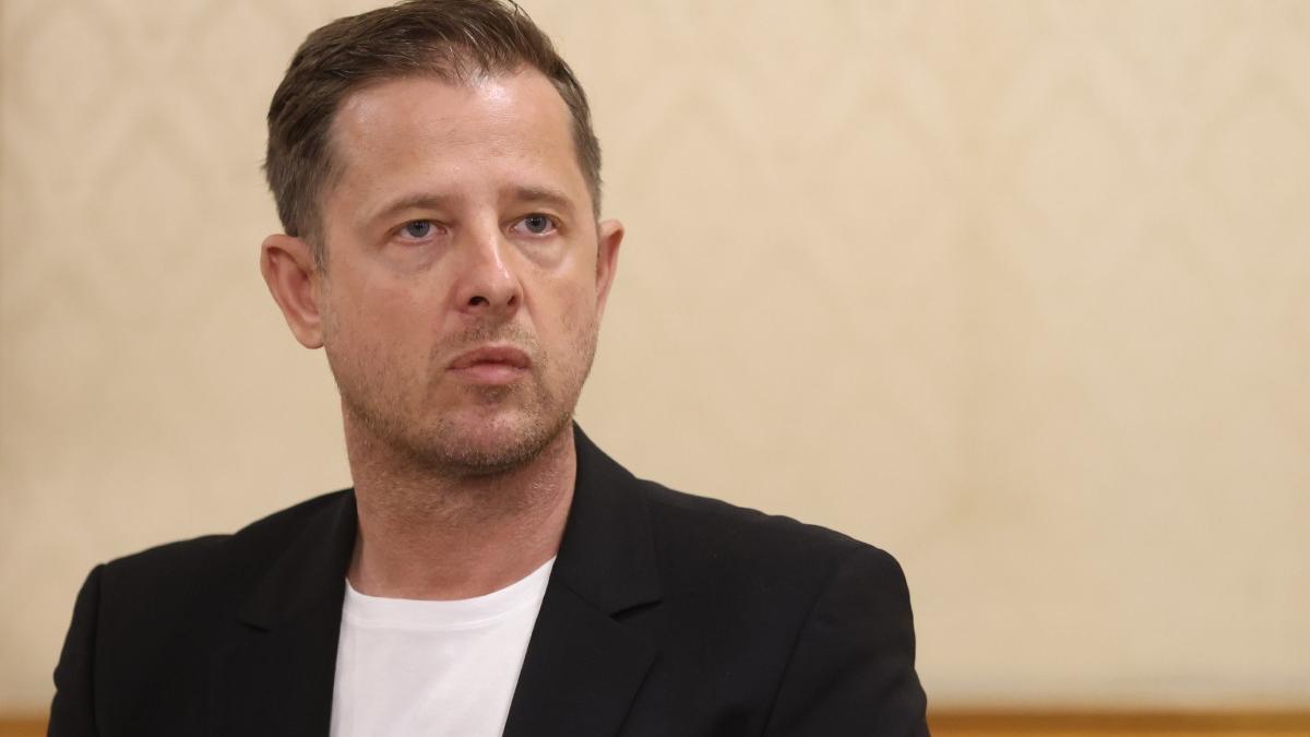 Hubert Thuma il acuza pe Catalin Drula ca prin intermediul apropiatilor sai blocheaza extinderea Magistralei 4 de
