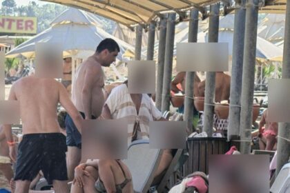 Imagini cu Radu Miruta la plaja in Turcia in contextul scandalului privind legea salarizarii