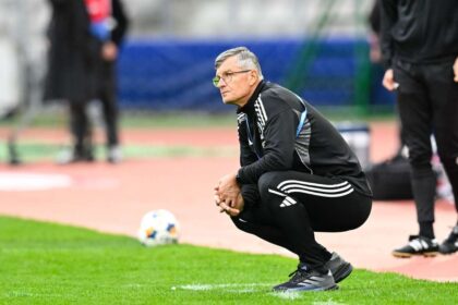 LIVE U Cluj Farul Constanta Ardelenii nu au pierdut acasa de aproape noua luni constantenii vin cu un nou antrenor