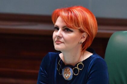 Lia Olguta Vasilescu despre Legea salarizarii Statul roman va avea pierderi anuale duble in comparatie cu cat