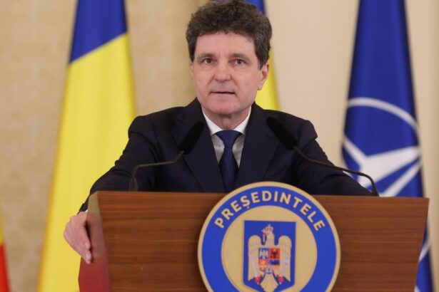 Nicusor Dan editorial in Newsmax cu ocazia aniversarii a 250 de ani de SUA In Romania sustinerea pentru