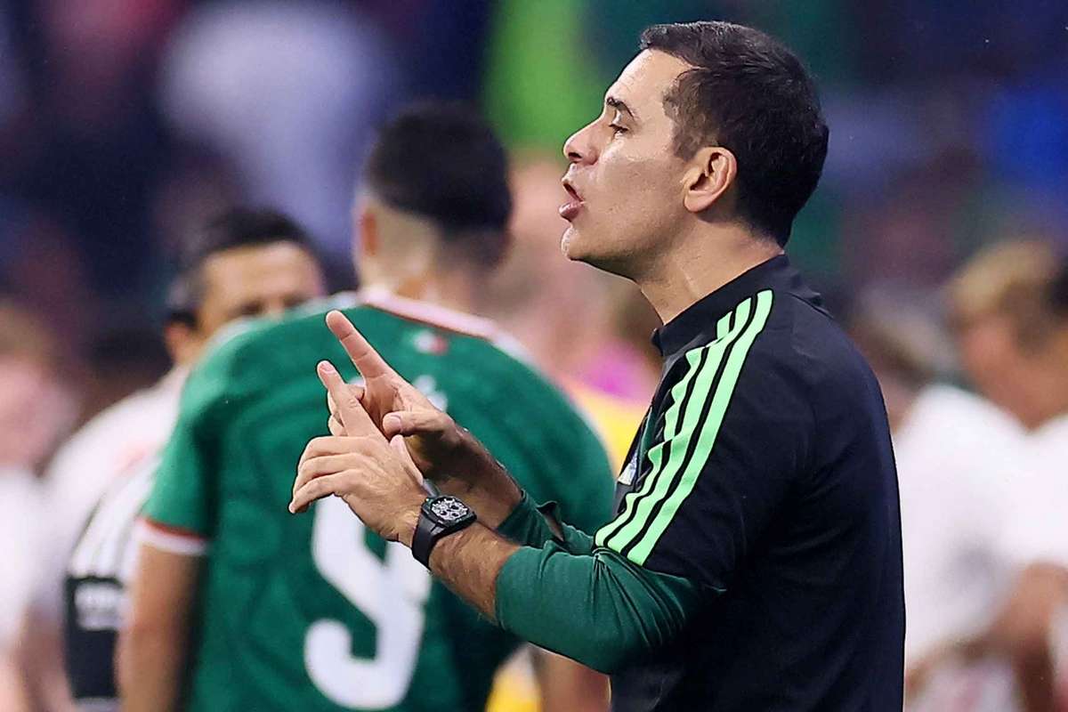 Oficial legenda Barcelonei Rafa Marquez a fost nomita noul antrenor al echipei nationale a