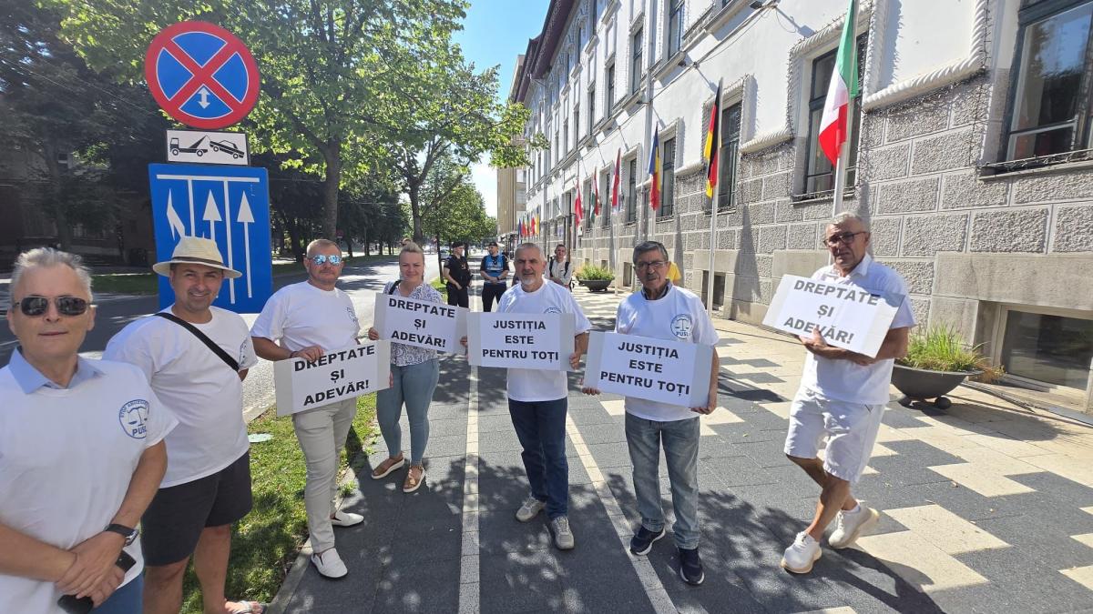 PUSL contesta la Primaria Timisioara solcitandui lui Dominic Fritz sa respecte legea