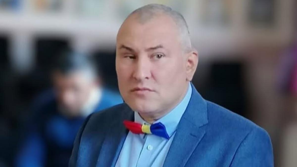 Participi la campanie iar Guvernul te recompenseaza generos Cum a ajuns un jurnalist pe lista SGG pentru