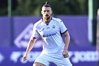 Radu Dragusin titular la Fiorentina in primul meci amical al verii