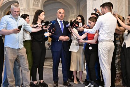 Rares Bogdan il critica pe Bolojan Nu intelege politica A dezvoltat politici pentru un oras nu pentru