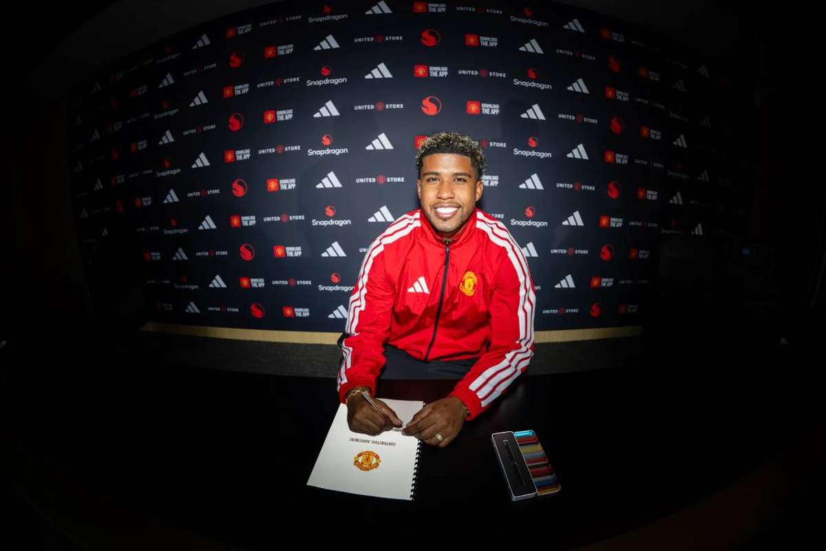 Visele devin realitate Asteptandu l pe Tielemans de la Villa Man United il prezinta pe fotbalistul de la Chelsea