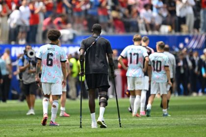 lovitura dura pentru aston villa amadou onana indisponibil timp de noua luni din cauza accidentarii suferite la cm 2026