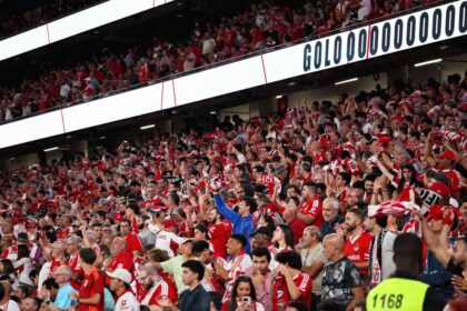 Benfica isi incepe noul sezon fara suporteri in tribuna