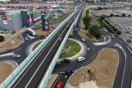 Bolojan a inaugurat doua pasaje rutiere si un pasaj subteran pentru pietoni in Oradea finantate din fonduri PNRR
