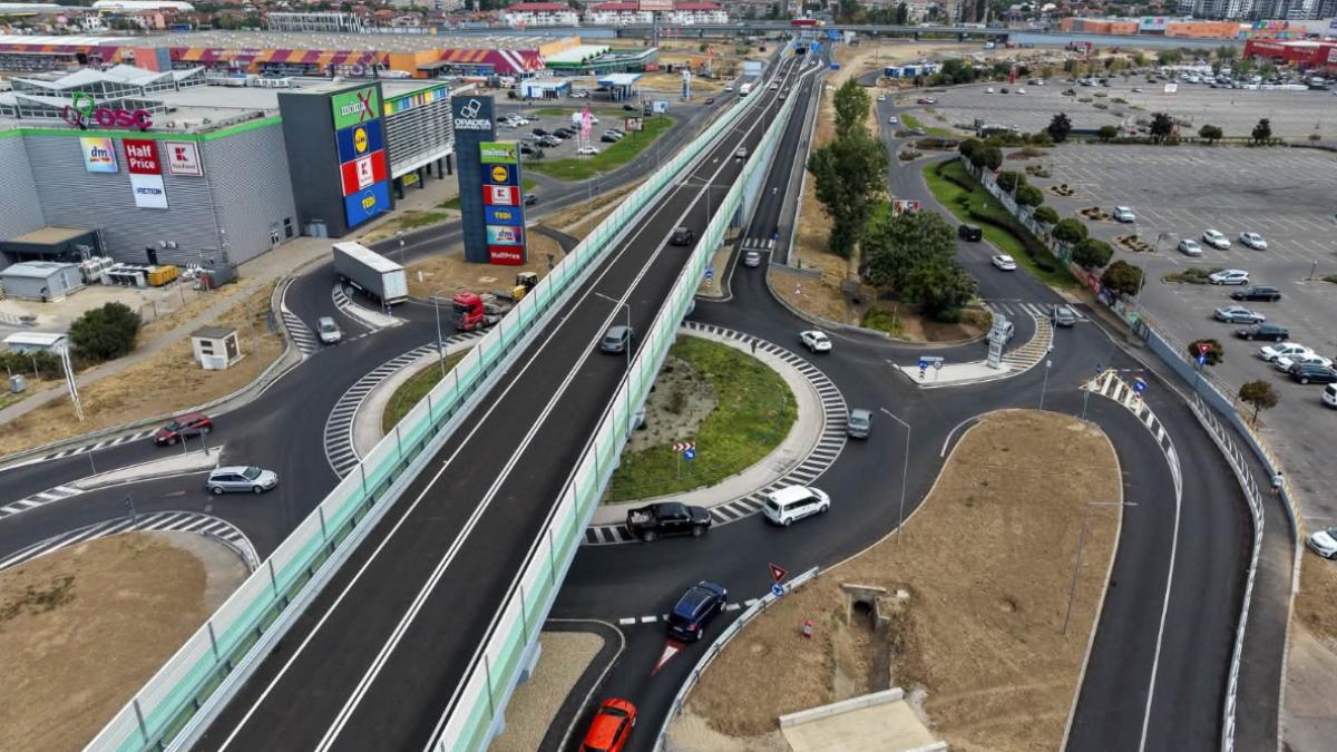 Bolojan a inaugurat doua pasaje rutiere si un pasaj subteran pentru pietoni in Oradea finantate din fonduri PNRR
