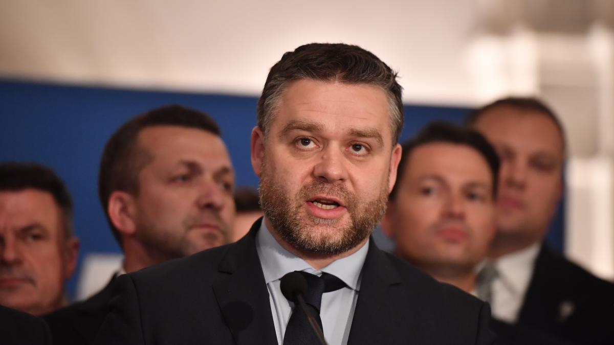 Ciucu sustine ca au avut loc noi discutii pentru formarea unui guvern tehnocrat Presedintele ar fi evaluat