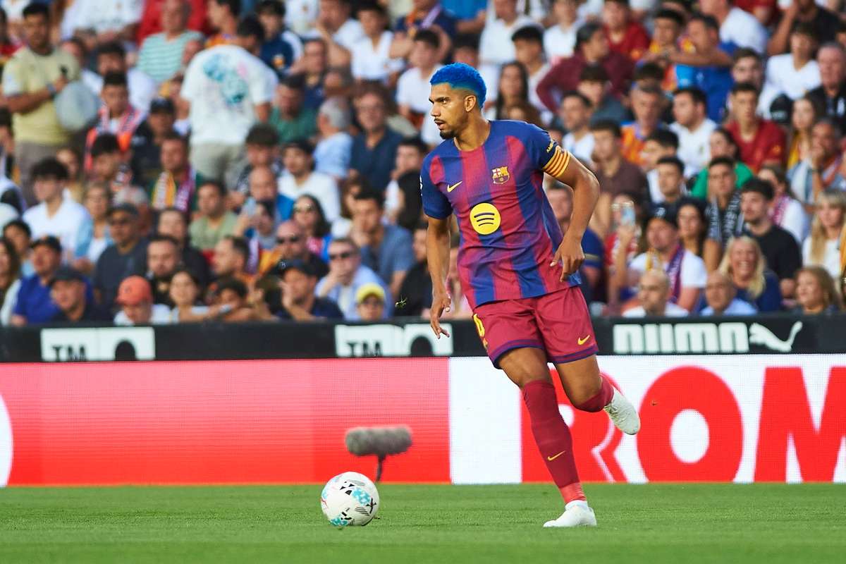 De ce Barcelona ar putea sa regrete imprumutul captainului Ronald Araujo la Liverpool