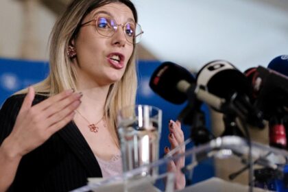Diana Buzoianu acuza Romsilva de adoptarea premierelor colective Ce spune Regia despre noul Contract Colectiv de Munca