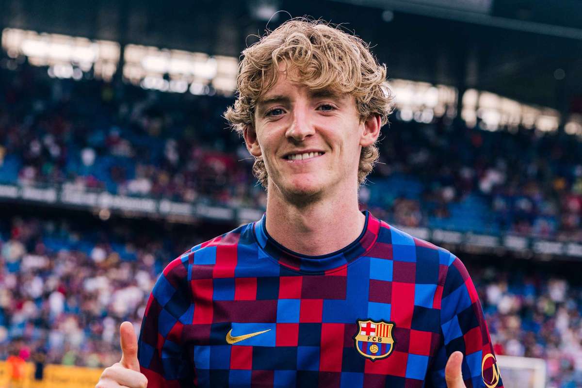Gordon nainte de debutul su pe Camp Nou Sper s marc ez un gol i s ctig meciul