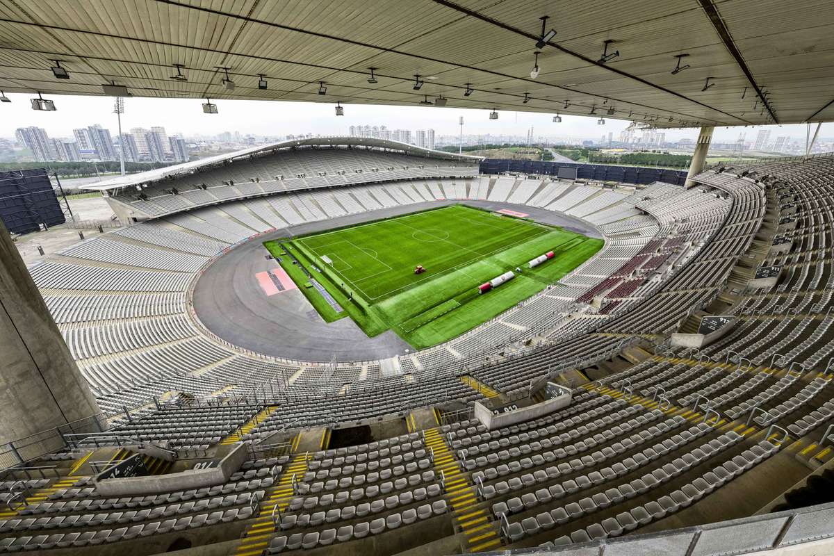 Locatia pentru Supercupa Spaniei din 2027 a fost stabilita Barcelona si Real Madrid printre echipele inscrie