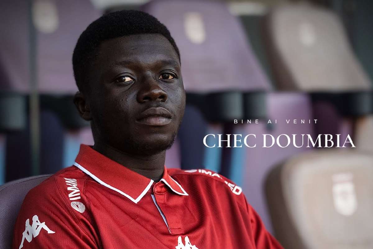 Oficial Rapid a finalizat al zecelea transfer al verii Mijlocasul Chec Bebel Doumbia vine de la Genoa