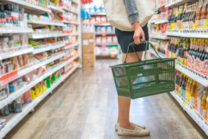 Program reduse in centre comerciale si supermarketuri Busoi explica modalitatea de rationalizare a energiei in cazul in care