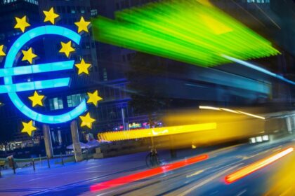 Programul Diaspora Investeste Acasa aprobat de Guvern Ce sume pot obtine romanii care revin