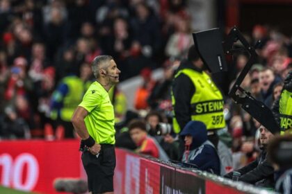 Radu Petrescu si Marian Barbu delegati in faza play off a Ligii Conferintei
