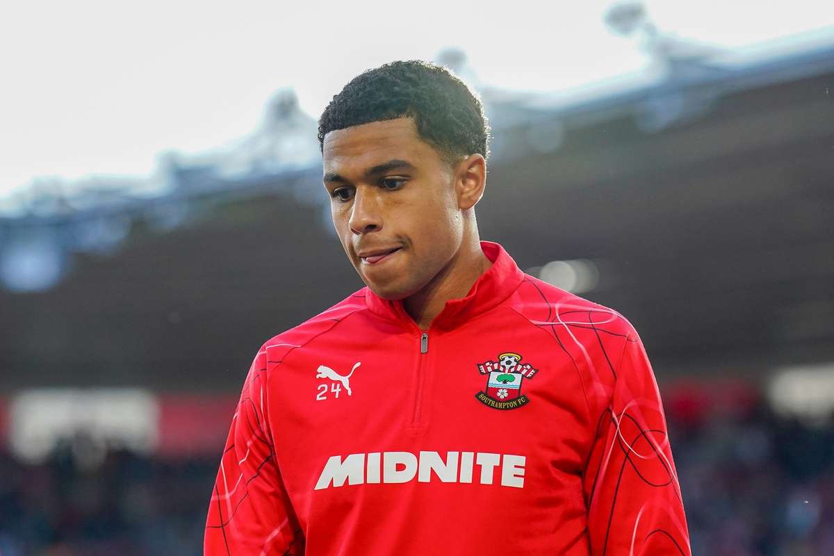 Shea Charles cel mai valoros fotbalist din istoria Irlandei de Nord Transfer de 35 de milioane de euro