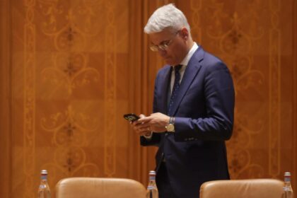 Surse Raspunsul de la Bruxelles privind Legea salarizarii Solutia sugerata pentru gasirea fondurilor extinderea CASS la pensii