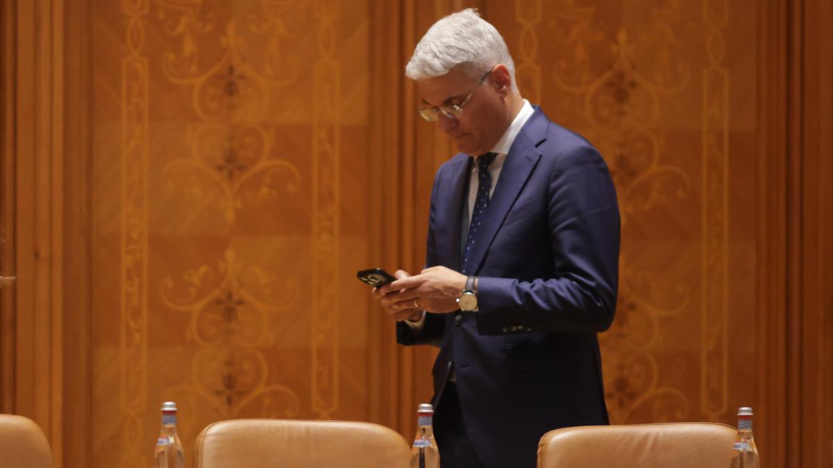 Surse Raspunsul de la Bruxelles privind Legea salarizarii Solutia sugerata pentru gasirea fondurilor extinderea CASS la pensii