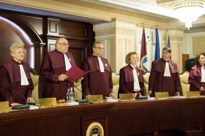 USR a atacat Legea ANI la CCR dupa ce a fost adoptata de Parlament cu amendamentul Fritz