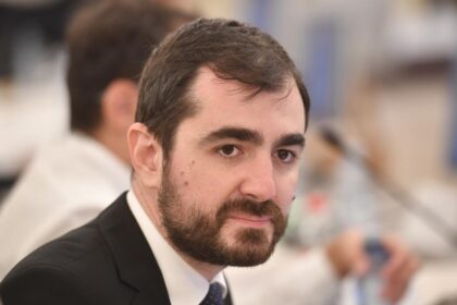 Un fost ministru roman se alatura Guvernului Republicii Moldova Claudiu Nasui devine ministru al Economiei Renunt la mandatul de deputat