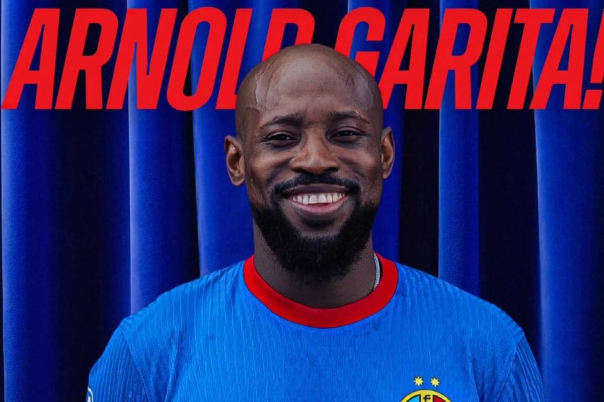 Un nou transfer pentru FCSB va purta numarul 14