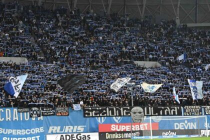 Universitatea Craiova fixeaza un nou record de abonati