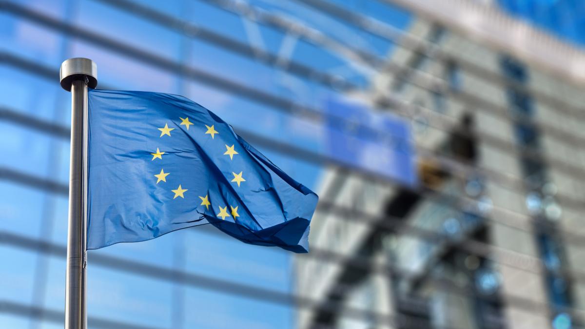 avertisment de la bruxelles dupa modificarea legii decarbonizarii la bucuresti orice retur