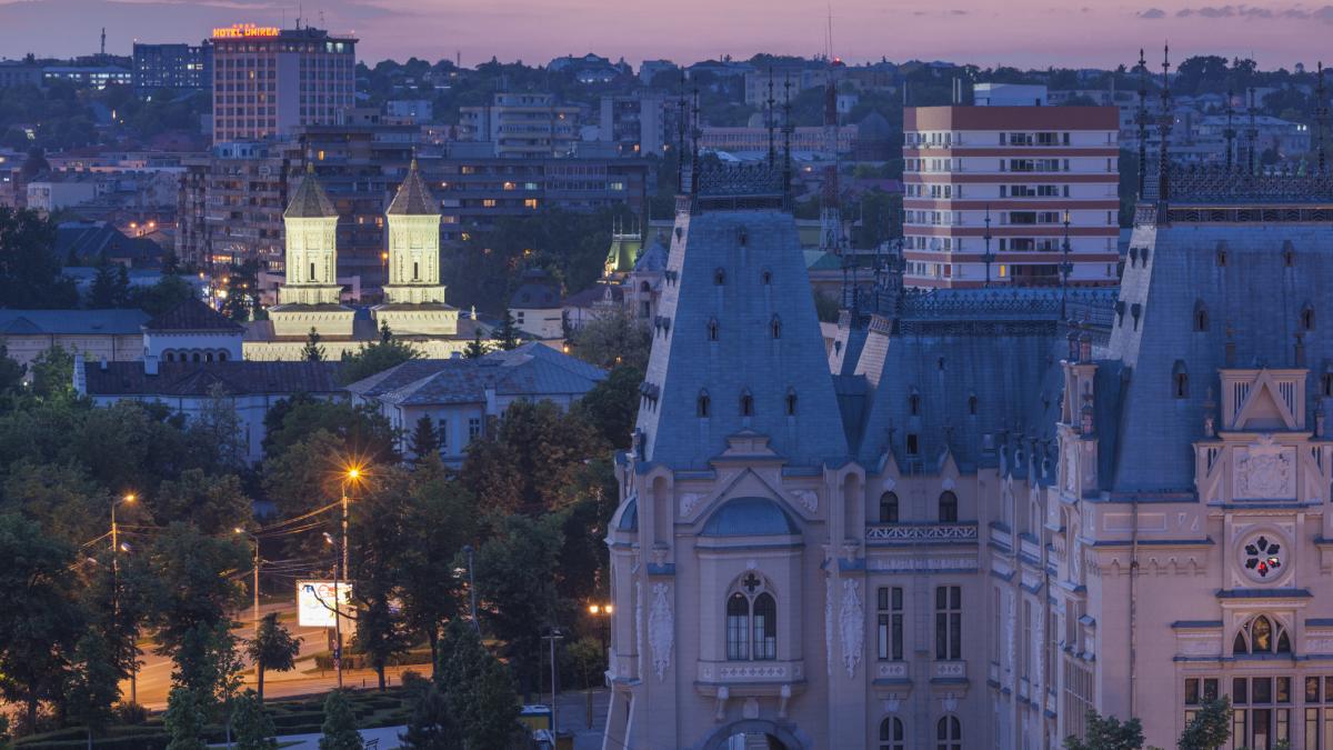 scandal la iasi dupa oprirea iluminatului public noaptea muraru ii cere lui chirica sa anuleze