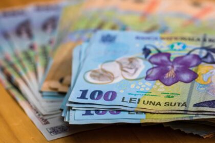surse deciziile luate in cadrul sedintei de la cotroceni privind legea salarizarii bugetul destinat salariilor a crescut cu 4 miliarde de lei