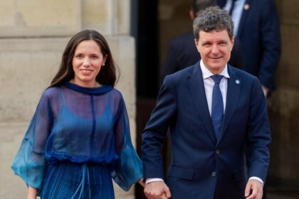 surse nicusor dan a contestat lega ani la ccr sesizarea presedintelui vizeaza amendamentul aur