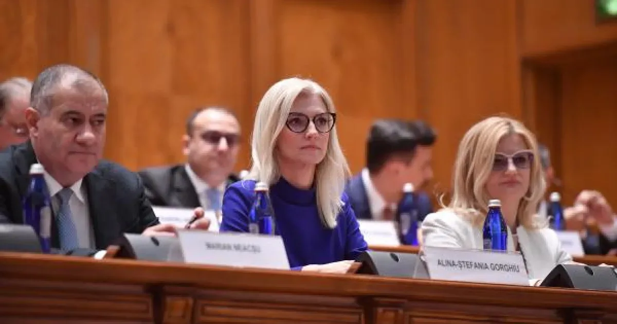 Blocaj în negocierile pentru Guvernul Mureșan. USR ar cere prea multe ministere