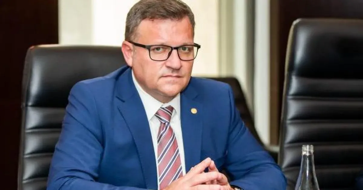Mureșan: Firme retrase de la bursă, TVA redus „când se poate”, fără taxe noi