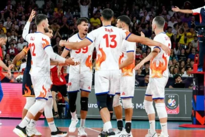 România luptă pentru sferturi la Euro de volei: programul optimilor