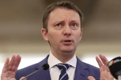 Tabăra anti-Bolojan votează Guvernul Mureșan sau îl susține pe următorul
